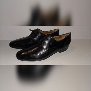 Gucci Men's Classic Black Leather Derbys